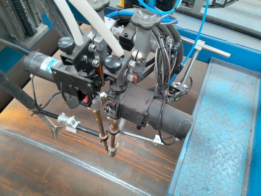 Double platformsdouble  Type Flexible Combination for Welding Automatic Manipulator and MIG/MAG Welding Method